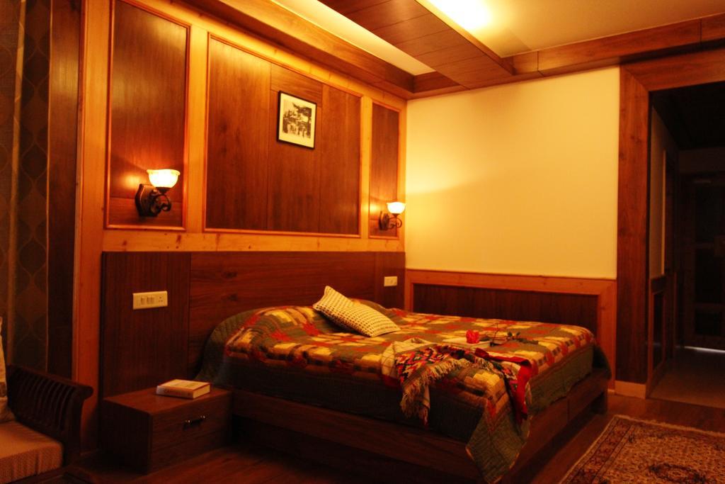 Vivaan The Sunrise Resort Manāli Værelse billede