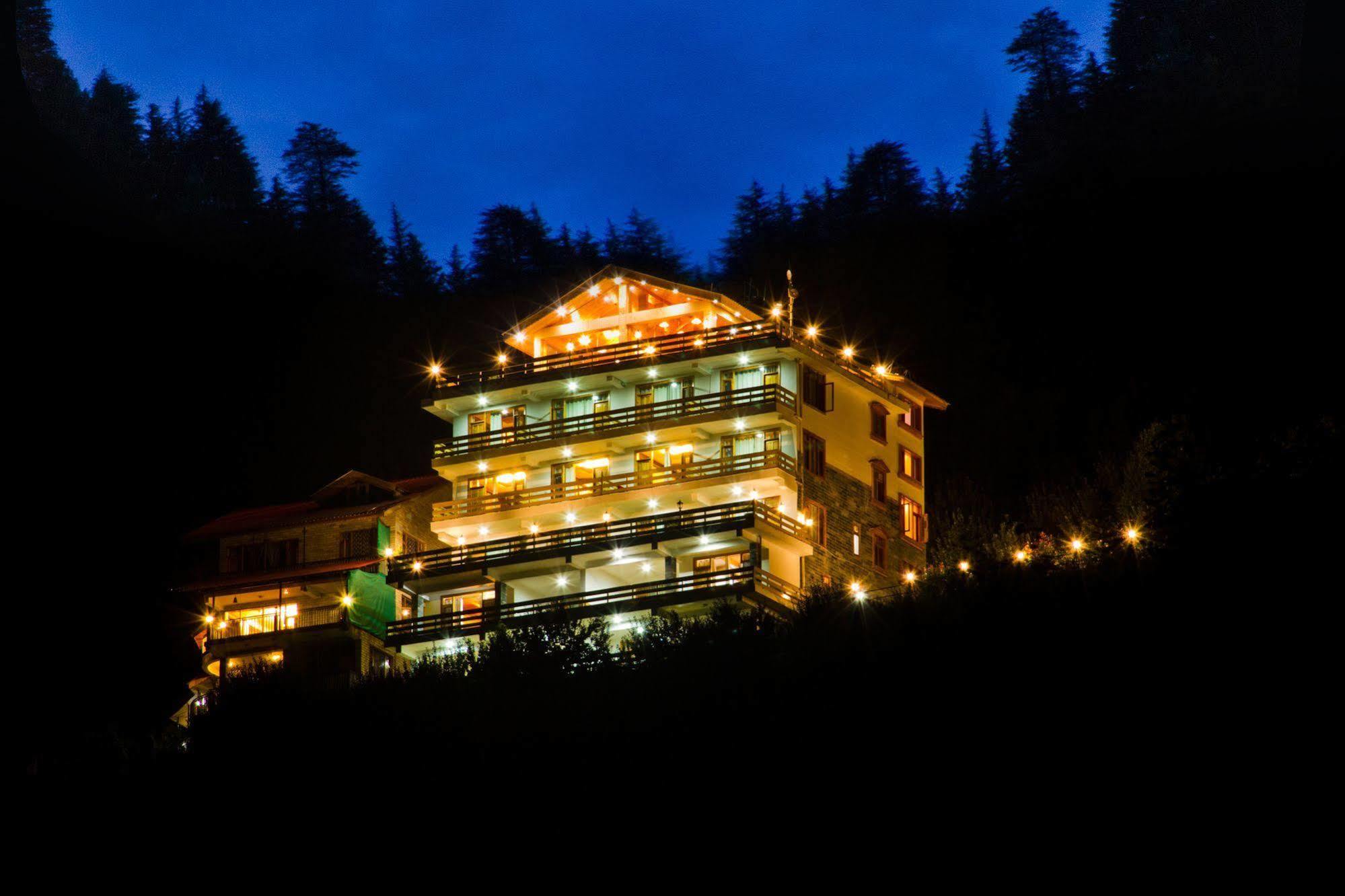 Vivaan The Sunrise Resort Manāli Eksteriør billede